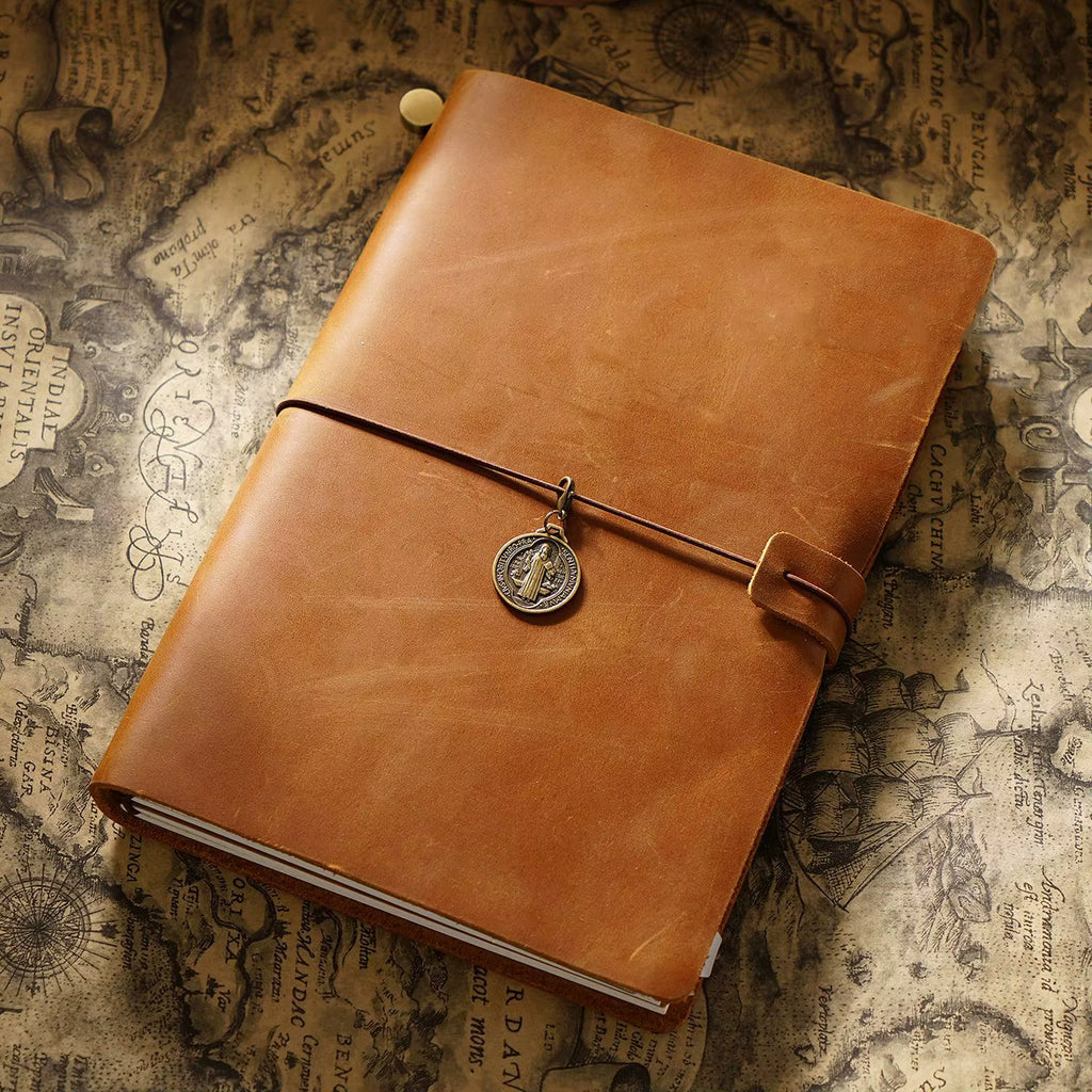 Luxe dagboek van koeienleer met 3x schriften en hoesjes